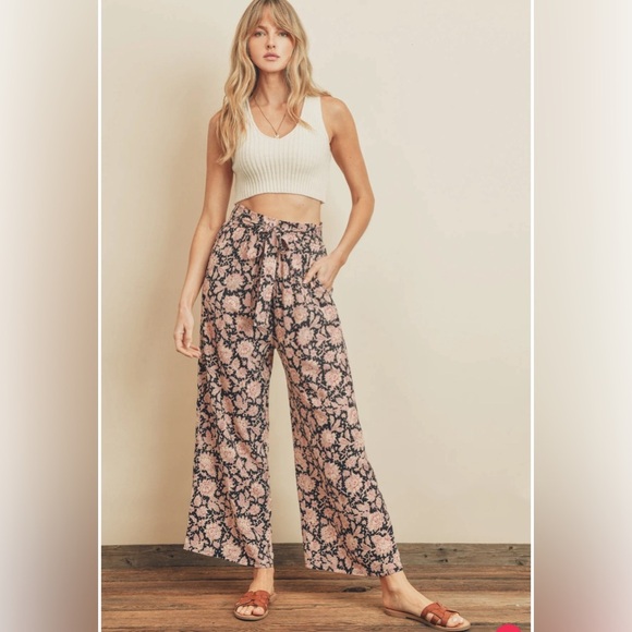 Dress Forum Catalina Pants Size Small - Picture 2 of 7